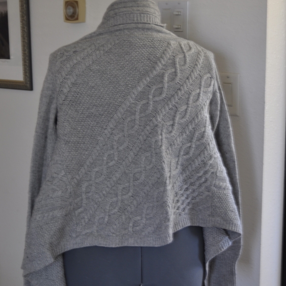 Bcbg drapey cardigan sweater - Picture 3 of 6